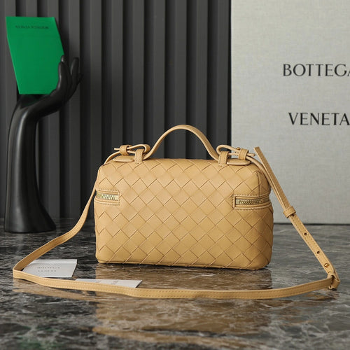 BOTTECA VENETA BAG